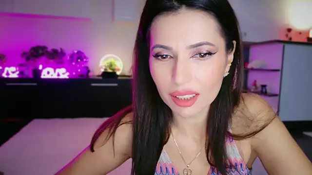 MissSmiley26 online show from 12.19.25