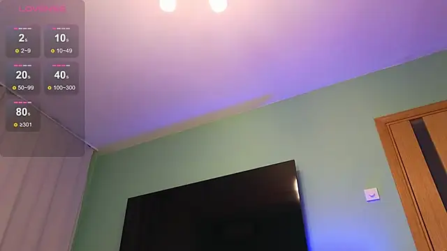 Snapshot of i_can_fix_you chatting on 11.17.25 i can fix you online show from 11.17.25