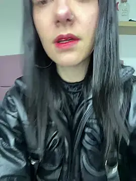 Isabella 21x online show from 03.04.25