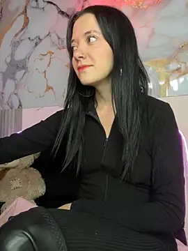 Isabella 21x online show from 11.20.25