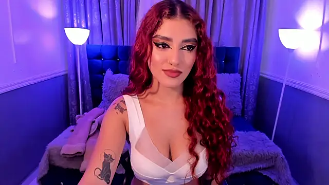 Snapshot of hallsredd chatting on 12.06.24 hallsredd online show from 12.06.24