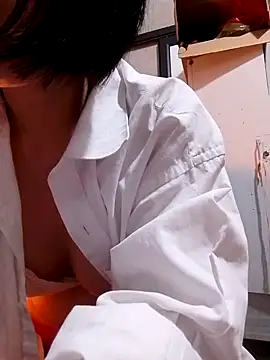 Aninyin22 online show from 03.18.25