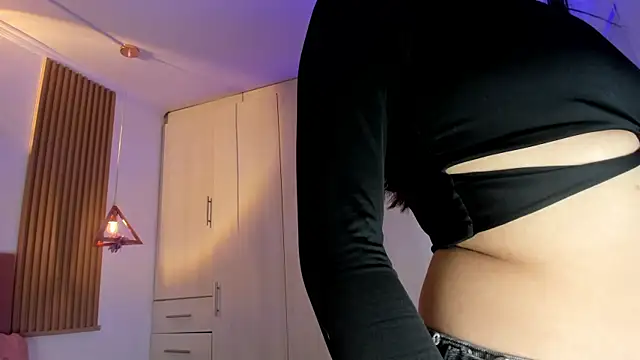 mia nevaeh online show from 07.13.26
