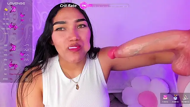 Snapshot of Olivia_fx chatting on 10.08.25 Olivia fx online show from 10.08.25