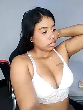 Fanny Klean online show from 01.03.25