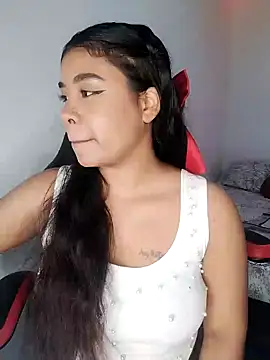 Fanny Klean online show from 03.08.25