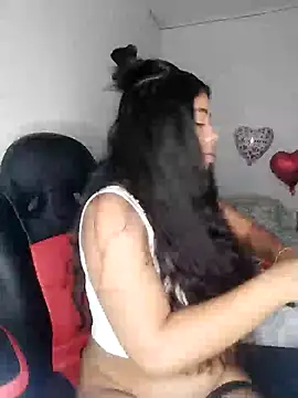 Fanny Klean online show from 03.08.25