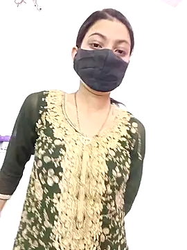 Snapshot of Noorkhatoon chatting on 03.17.25 Noorkhatoon online show from 03.17.25