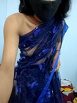 Snapshot of Noorkhatoon chatting on 10.22.25 Noorkhatoon online show from 10.22.25