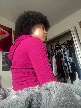 Snapshot of KimiAqua chatting on 03.09.25 KimiAqua online show from 03.09.25