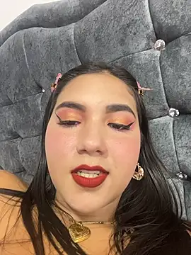 Snapshot of AnnaRosse1 chatting on 11.16.25 AnnaRosse1 online show from 11.16.25