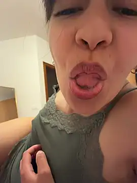 BitchyBratxxx online show from 05.05.26