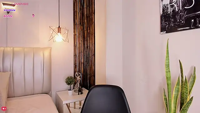 Zuzu sweet online show from 02.18.26