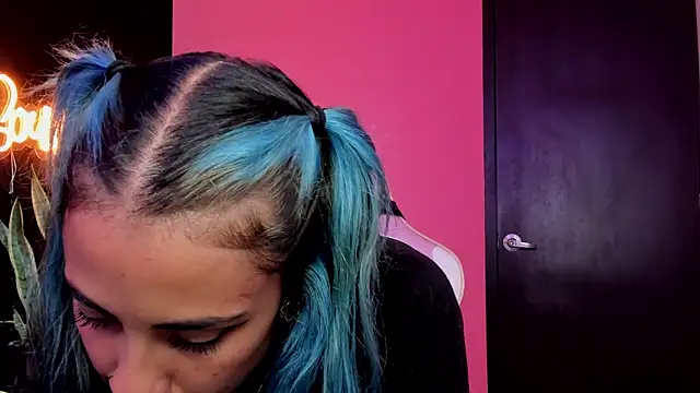 Snapshot of Juanadearco5 chatting on 09.27.25 Juanadearco5 online show from 09.27.25