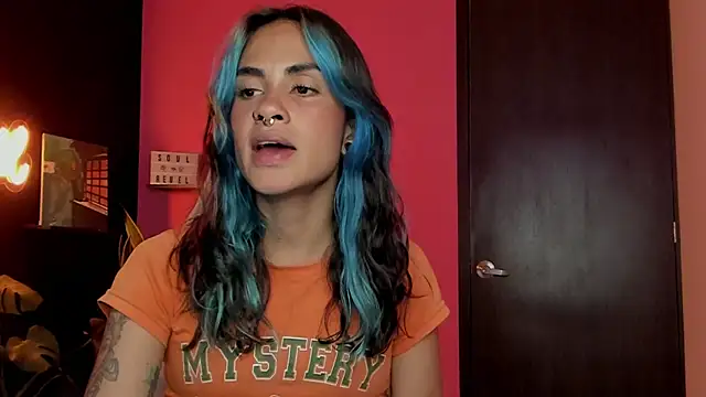 Snapshot of Juanadearco5 chatting on 12.03.25 Juanadearco5 online show from 12.03.25