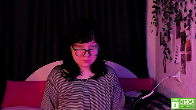 dreamgirllovee online show from 12.15.25