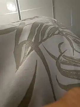 Snapshot of Hardmard chatting on 12.26.24 Hardmard online show from 12.26.24