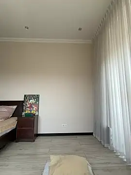 Hott Lolla online show from 04.15.26