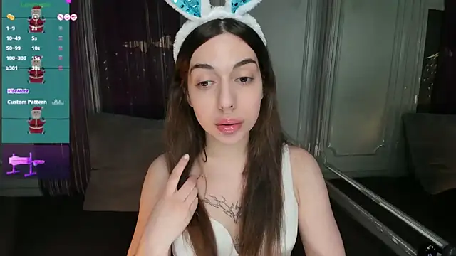 Snapshot of eva_lim chatting on 12.24.24 eva lim online show from 12.24.24