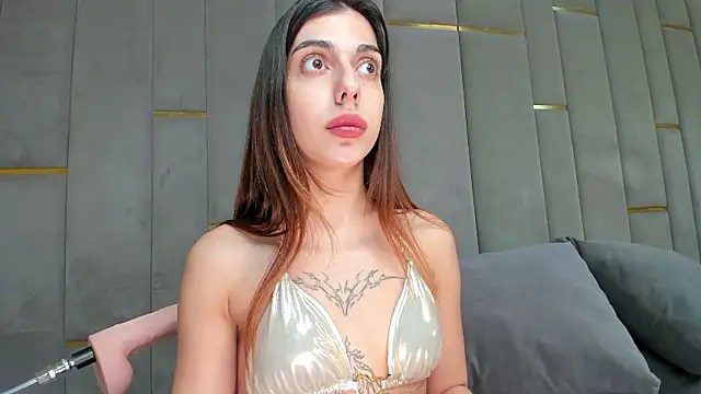 Snapshot of eva_lim chatting on 11.16.25 eva lim online show from 11.16.25