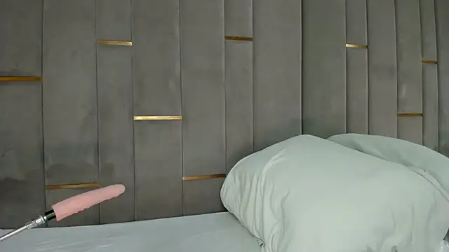 Snapshot of eva_lim chatting on 03.18.26 eva lim online show from 03.18.26