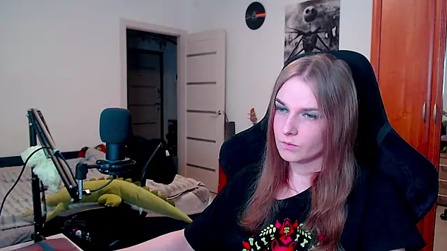 stellablondy online show from 02.24.25