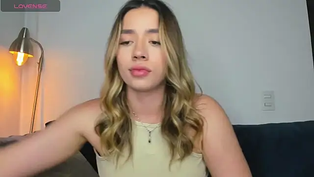 Snapshot of honeyann08 chatting on 02.10.25 honeyann08 online show from 02.10.25