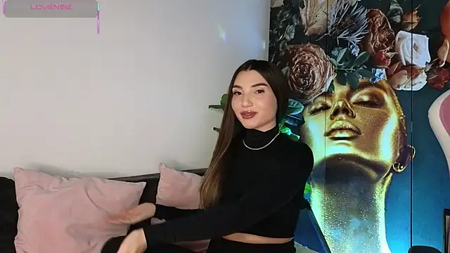 Snapshot of ReyaSophia chatting on 02.08.26 ReyaSophia online show from 02.08.26