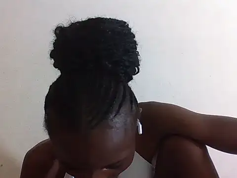 SexyNeedle22 online show from 09.17.25