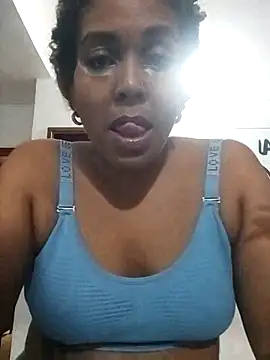 Snapshot of ELLA_KELLY chatting on 11.06.25 ELLA KELLY online show from 11.06.25