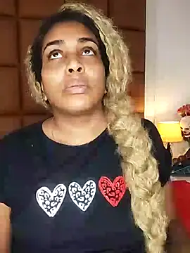 Snapshot of ELLA_KELLY chatting on 12.02.25 ELLA KELLY online show from 12.02.25