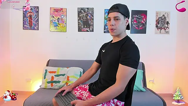 Snapshot of jonathanjoestar_ chatting on 11.28.25 jonathanjoestar online show from 11.28.25