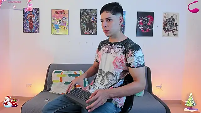 Snapshot of jonathanjoestar_ chatting on 12.02.25 jonathanjoestar online show from 12.02.25