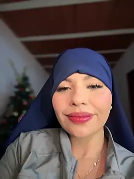 Snapshot of lalilamassu1 chatting on 11.29.25 lalilamassu1 online show from 11.29.25