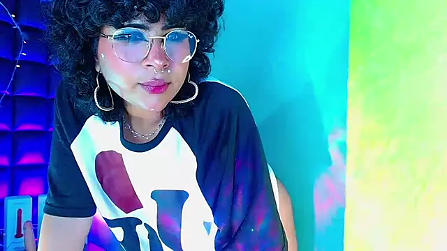 Snapshot of kuromi69 chatting on 01.08.25 kuromi69 online show from 01.08.25