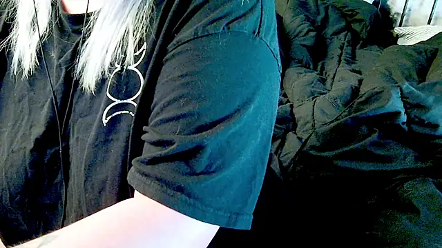 doomednympho online show from 10.26.25