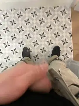 Snapshot of dimitriei chatting on 12.10.24 dimitriei online show from 12.10.24