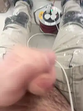 Snapshot of dimitriei chatting on 01.28.25 dimitriei online show from 01.28.25