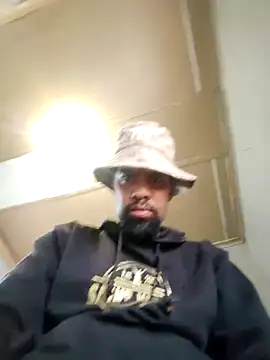 Snapshot of Tigermanboy chatting on 03.16.25 Tigermanboy online show from 03.16.25