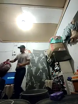 Snapshot of Tigermanboy chatting on 10.01.25 Tigermanboy online show from 10.01.25