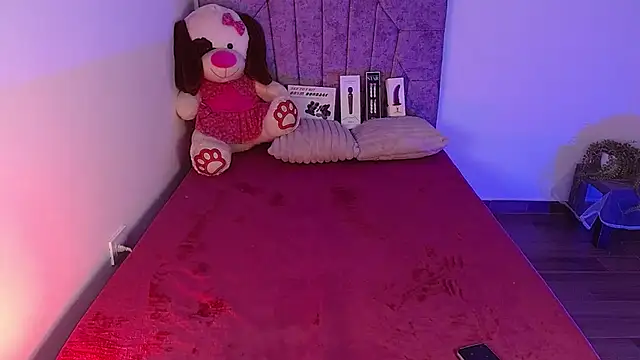 fluffy peit16 online show from 11.28.25