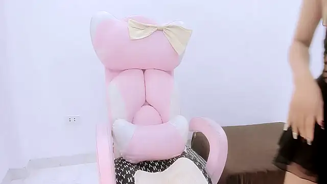 Snapshot of SexualStruggle chatting on 02.23.25 SexualStruggle online show from 02.23.25