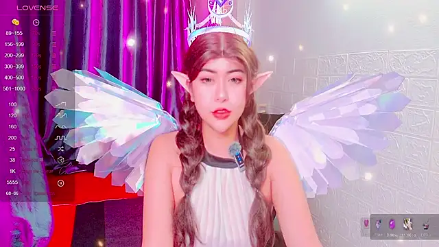 Snapshot of SexualStruggle chatting on 11.25.25 SexualStruggle online show from 11.25.25