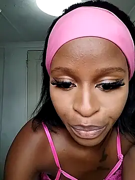 Snapshot of Nomawethu2002 chatting on 03.15.25 Nomawethu2002 online show from 03.15.25