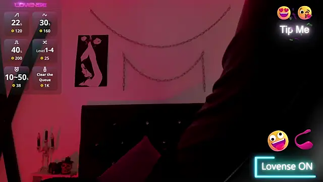 Snapshot of Little_Naughtty chatting on 09.14.25 Little Naughtty online show from 09.14.25