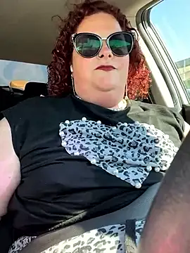 Snapshot of MsStrawbooty chatting on 10.09.25 MsStrawbooty online show from 10.09.25