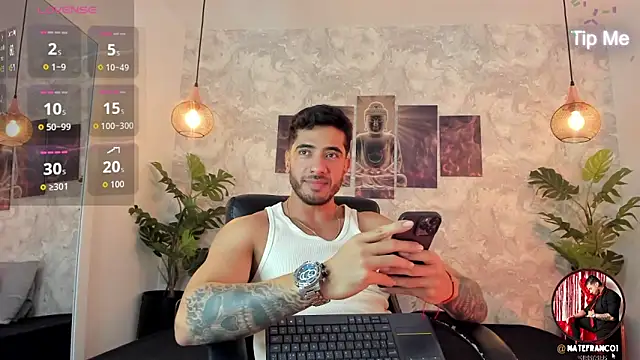 Snapshot of Nate_franco chatting on 10.22.25 Nate franco online show from 10.22.25