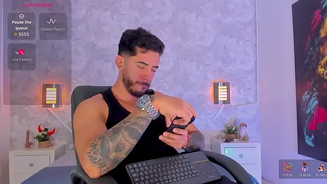 Snapshot of Nate_franco chatting on 11.22.25 Nate franco online show from 11.22.25