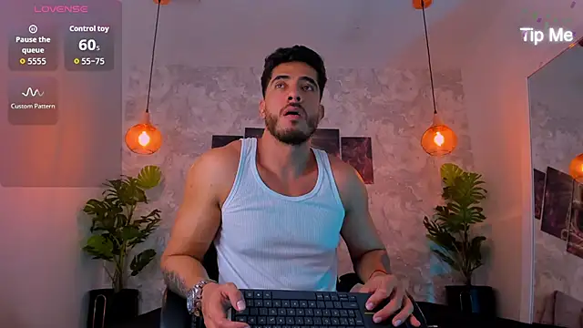 Snapshot of Nate_franco chatting on 11.23.25 Nate franco online show from 11.23.25