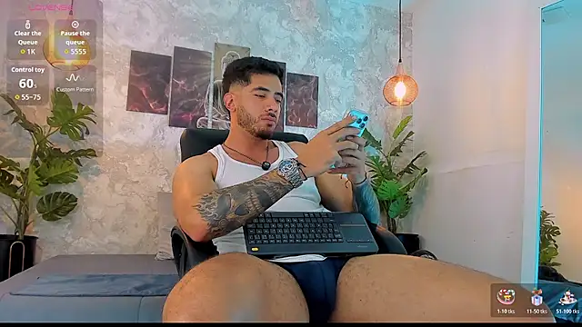 Snapshot of Nate_franco chatting on 06.15.26 Nate franco online show from 06.15.26